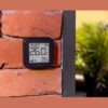 Shelly PLUS H&T GEN3 WiFi + Bluetooth páratartalom és hőmérséklet szenzor, e-papír kijelzővel (fekete)